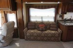 2005 Country Coach Affinity 770 LX